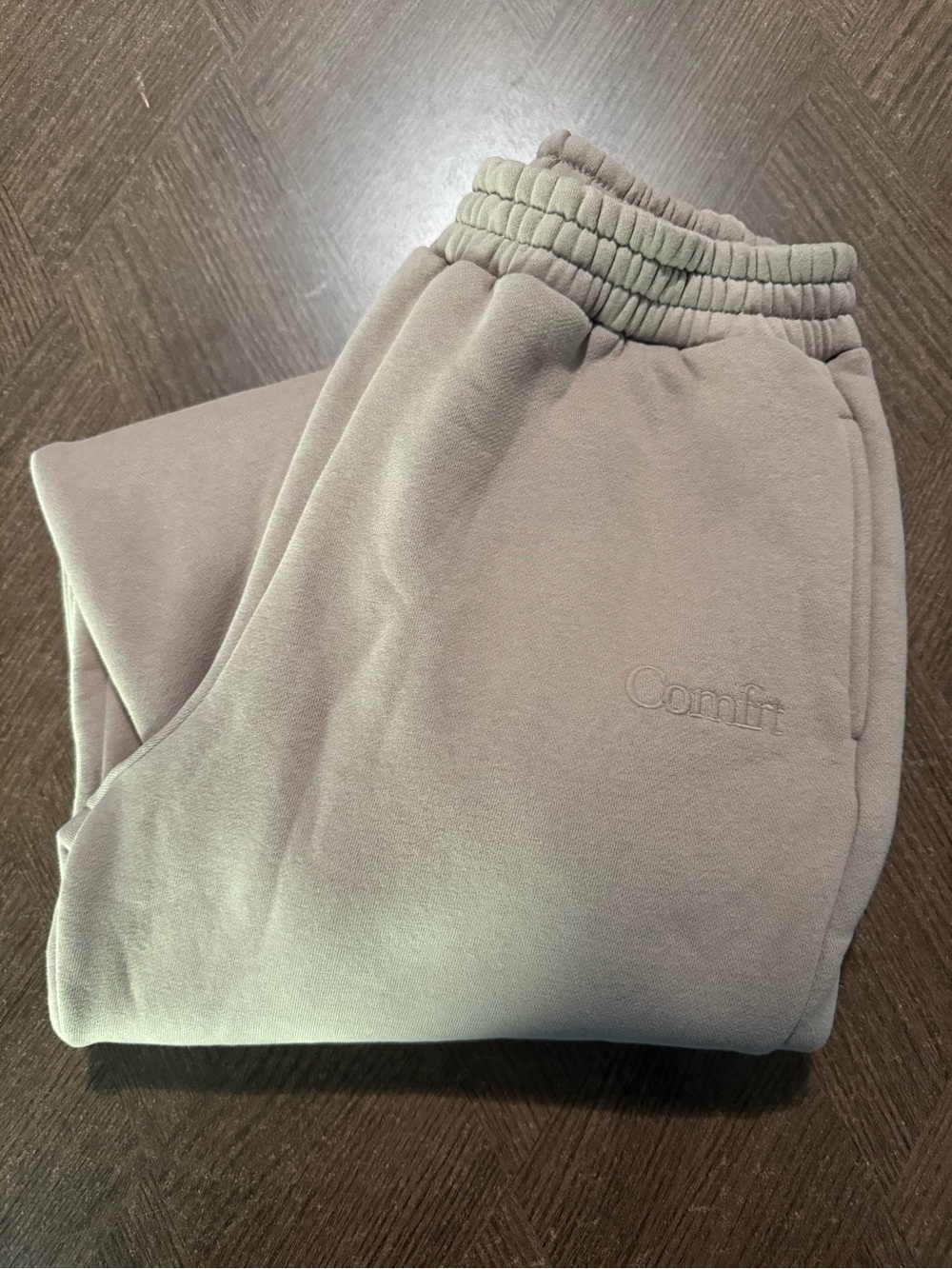 Comfrt Kids Signature Sweatpants Tan size L, EUC